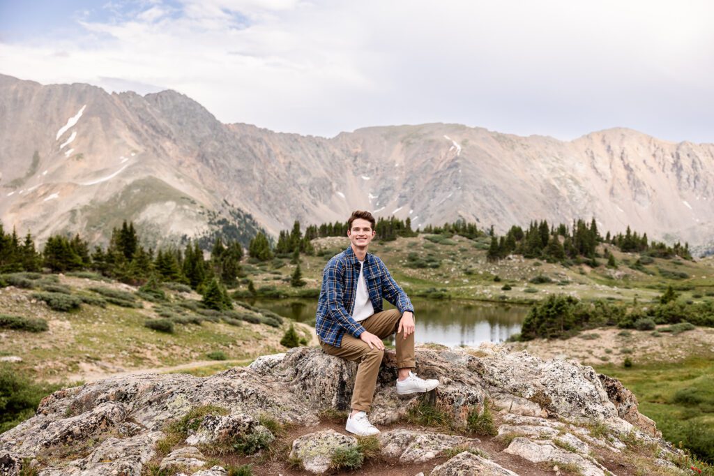 Senior Pictures at Pass Lake with Colorado Lifestyle Photography