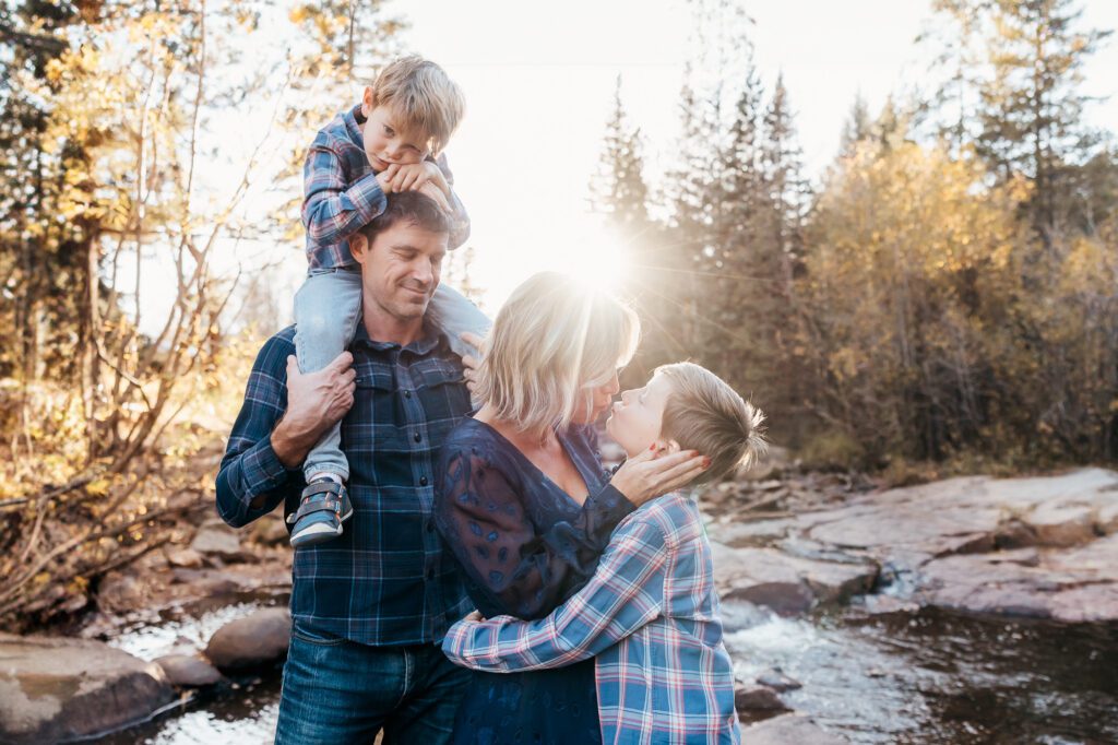 Fall family pictures at the Ceran Saint Vrain Trail with Colorado Lifestyle Photography