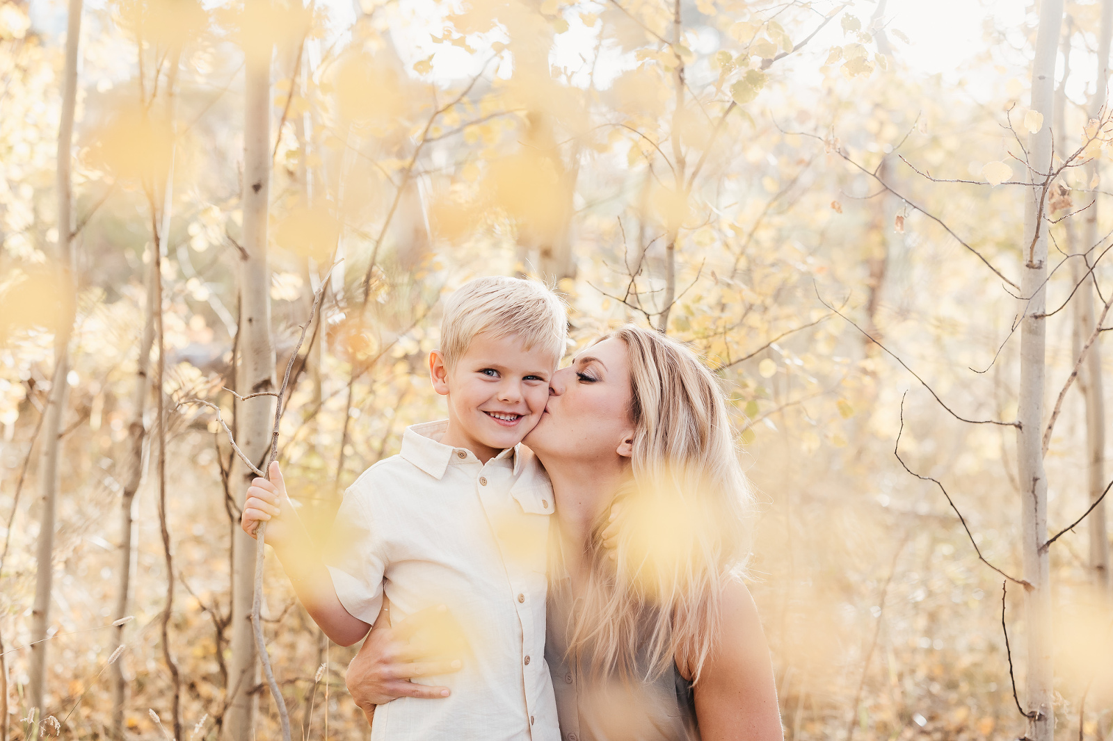 Family Pictures at Meyer Ranch Park with Colorado Lifestyle Photography