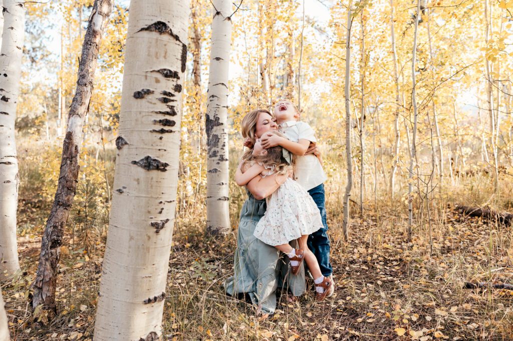 Family pictures at Meyer Ranch Park with Colorado Lifestyle Photography