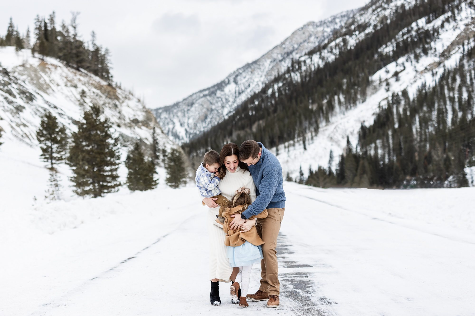 Winter Family Pictures at Officers Gulch with Colorado Lifestyle Photography